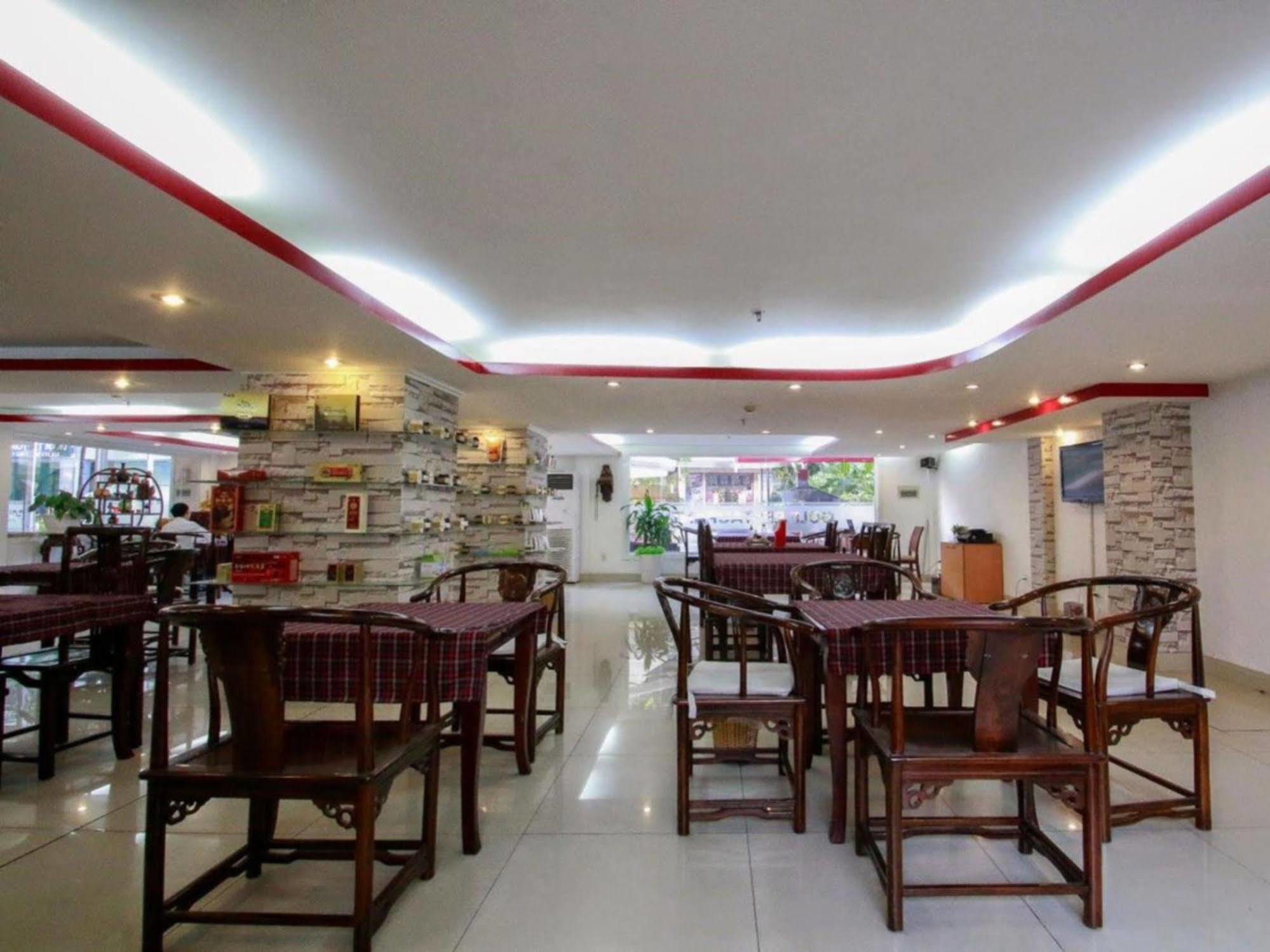 Golf Hotel Ho Chi Minh City Exterior photo